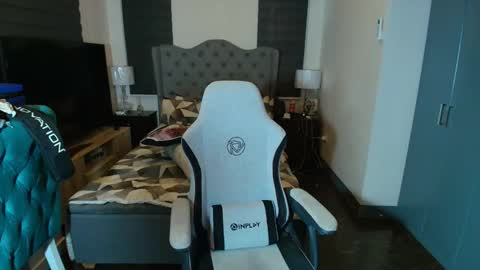 Snapshot of greta_v chatting on 11-09-25, 02:54 greta_v online show from 11-09-25, 02:54