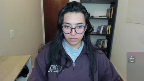 Snapshot of gretagat chatting on 01-25-25, 11:11 Greta online show from 01-25-25, 11:11