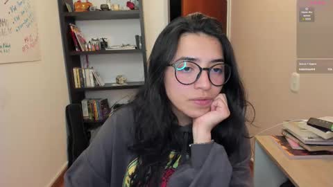 Snapshot of gretagat chatting on 12-02-25, 07:03 Greta online show from 12-02-25, 07:03