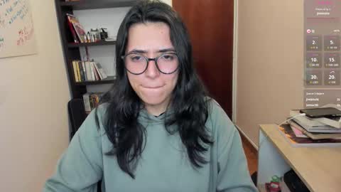 Snapshot of gretagat chatting on 12-03-25, 06:43 Greta online show from 12-03-25, 06:43