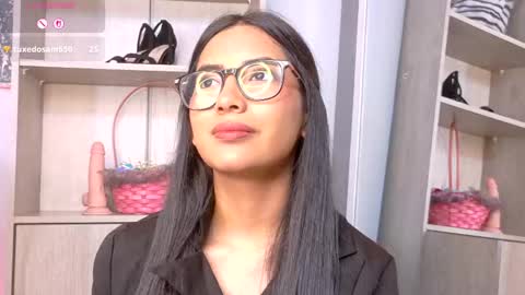 Gretel  online show from 04-29-26, 03:21