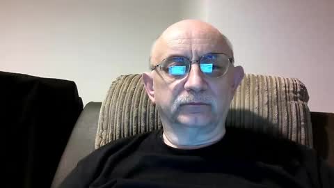 Snapshot of grey_dom chatting on 12-11-24, 09:12 Master Sir online show from 12-11-24, 09:12