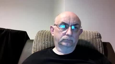 Snapshot of grey_dom chatting on 12-12-24, 10:20 Master Sir online show from 12-12-24, 10:20