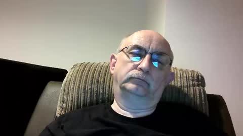 Snapshot of grey_dom chatting on 12-14-24, 06:41 Master Sir online show from 12-14-24, 06:41