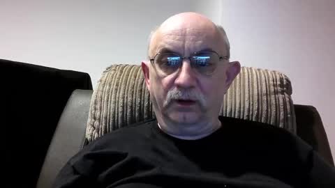 Snapshot of grey_dom chatting on 12-14-24, 09:45 Master Sir online show from 12-14-24, 09:45