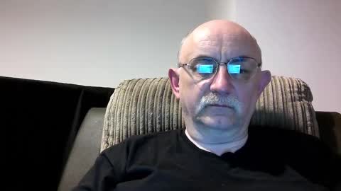 Snapshot of grey_dom chatting on 12-15-24, 07:21 Master Sir online show from 12-15-24, 07:21