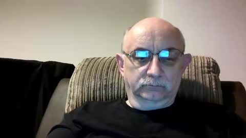 Snapshot of grey_dom chatting on 12-16-24, 09:31 Master Sir online show from 12-16-24, 09:31