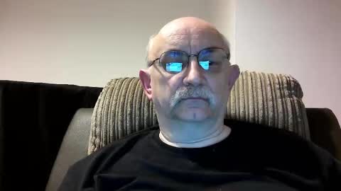 Snapshot of grey_dom chatting on 12-21-24, 05:18 Master Sir online show from 12-21-24, 05:18