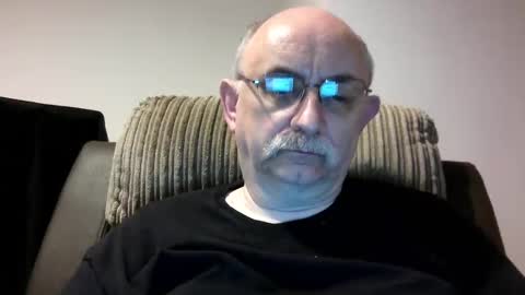 Snapshot of grey_dom chatting on 12-22-24, 08:14 Master Sir online show from 12-22-24, 08:14