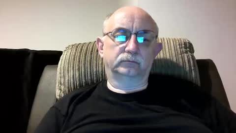 Snapshot of grey_dom chatting on 12-26-24, 10:09 Master Sir online show from 12-26-24, 10:09