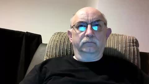 Snapshot of grey_dom chatting on 12-31-24, 04:57 Master Sir online show from 12-31-24, 04:57