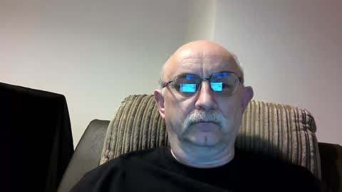 Snapshot of grey_dom chatting on 01-01-25, 05:00 Master Sir online show from 01-01-25, 05:00