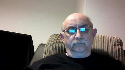 Snapshot of grey_dom chatting on 01-01-25, 08:04 Master Sir online show from 01-01-25, 08:04