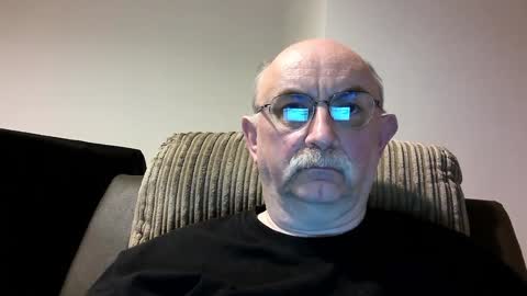 Snapshot of grey_dom chatting on 01-02-25, 06:23 Master Sir online show from 01-02-25, 06:23