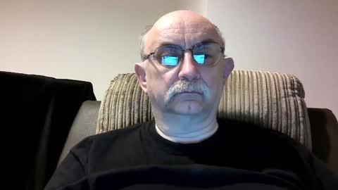 Snapshot of grey_dom chatting on 01-03-25, 08:54 Master Sir online show from 01-03-25, 08:54