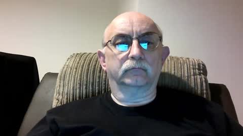 Snapshot of grey_dom chatting on 01-04-25, 06:30 Master Sir online show from 01-04-25, 06:30