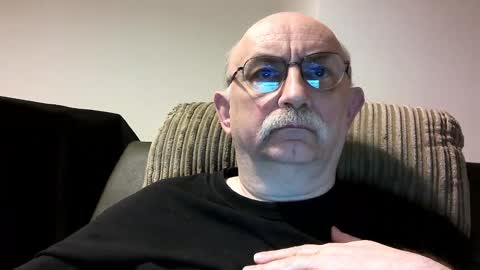 Snapshot of grey_dom chatting on 01-05-25, 04:16 Master Sir online show from 01-05-25, 04:16