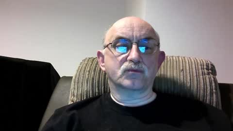 Snapshot of grey_dom chatting on 01-05-25, 07:17 Master Sir online show from 01-05-25, 07:17