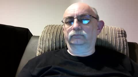 Snapshot of grey_dom chatting on 01-05-25, 10:19 Master Sir online show from 01-05-25, 10:19