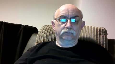 Snapshot of grey_dom chatting on 01-10-25, 08:48 Master Sir online show from 01-10-25, 08:48