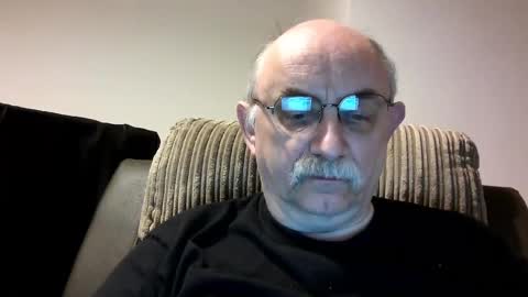 Snapshot of grey_dom chatting on 02-23-25, 01:42 Master Sir online show from 02-23-25, 01:42
