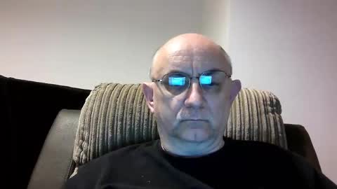 Snapshot of grey_dom chatting on 02-26-25, 10:31 Master Sir online show from 02-26-25, 10:31