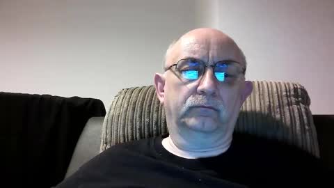 Snapshot of grey_dom chatting on 03-09-25, 08:10 Master Sir online show from 03-09-25, 08:10