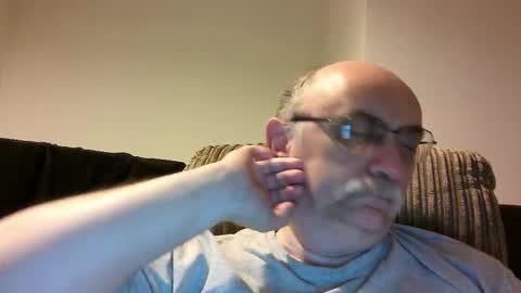 Snapshot of grey_dom chatting on 09-27-25, 10:26 Master Sir online show from 09-27-25, 10:26