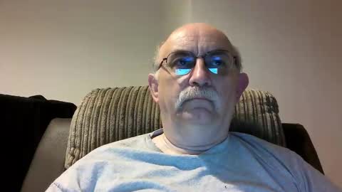 Snapshot of grey_dom chatting on 09-28-25, 10:31 Master Sir online show from 09-28-25, 10:31