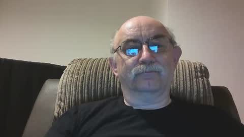 Snapshot of grey_dom chatting on 10-25-25, 02:24 Master Sir online show from 10-25-25, 02:24