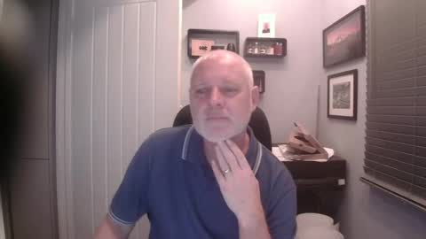 greyfox_6000 online show from 02-16-25, 08:33