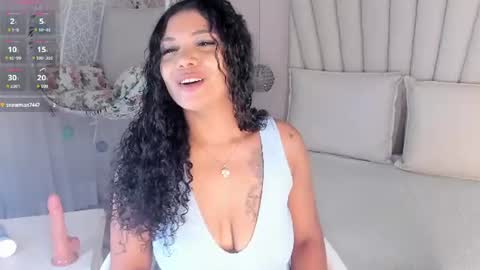 Marii online show from 07-25-26, 12:03