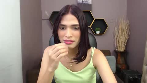Snapshot of greys_ath chatting on 01-08-25, 03:40 greys online show from 01-08-25, 03:40