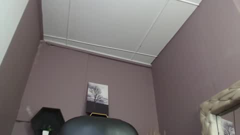 Snapshot of greys_ath chatting on 02-02-25, 06:15 greys online show from 02-02-25, 06:15