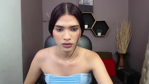 Snapshot of greys_ath chatting on 02-06-25, 03:37 greys online show from 02-06-25, 03:37