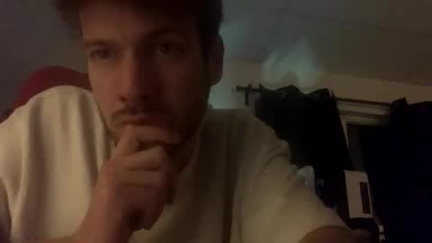 Snapshot of greyvan96 chatting on 11-25-25, 12:49 Perfectlyaveragesavage online show from 11-25-25, 12:49