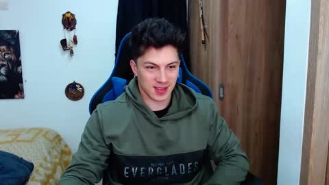 Snapshot of griego01 chatting on 12-14-24, 03:51 griego01 online show from 12-14-24, 03:51