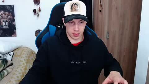 Snapshot of griego01 chatting on 01-03-25, 06:03 griego01 online show from 01-03-25, 06:03