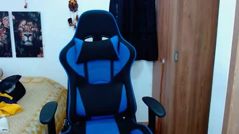 Snapshot of griego01 chatting on 01-20-25, 08:18 griego01 online show from 01-20-25, 08:18