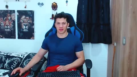 Snapshot of griego01 chatting on 02-26-25, 07:49 griego01 online show from 02-26-25, 07:49