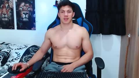 Snapshot of griego01 chatting on 02-28-25, 04:43 griego01 online show from 02-28-25, 04:43