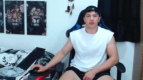 Snapshot of griego01 chatting on 03-01-25, 04:58 griego01 online show from 03-01-25, 04:58