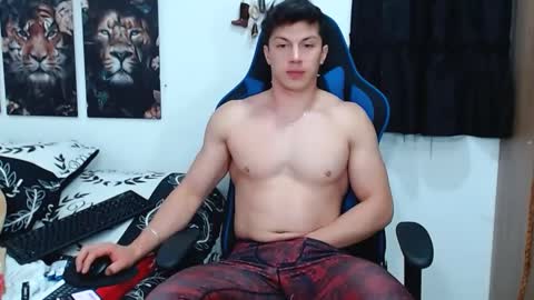 Snapshot of griego01 chatting on 03-04-25, 09:43 griego01 online show from 03-04-25, 09:43