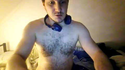 Snapshot of gringo900603 chatting on 11-27-25, 12:02 gringo900603 online show from 11-27-25, 12:02