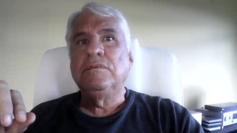 grisa01 online show from 12-20-25, 07:32