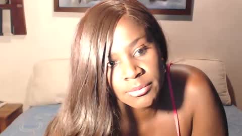 Snapshot of griseldax chatting on 10-27-25, 04:27 griseldax online show from 10-27-25, 04:27