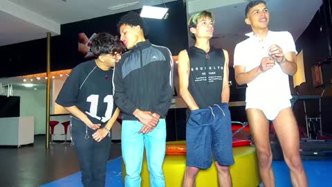 GRIVALS. THOMAS AND DAMIAND online show from 12-15-24, 06:15