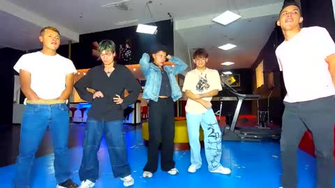 GRIVALS. THOMAS AND DAMIAND online show from 12-16-24, 06:05