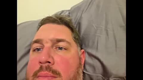 Snapshot of grizzly_uncut chatting on 11-06-25, 04:35 grizzly_uncut online show from 11-06-25, 04:35