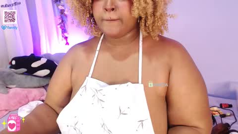 Grumosa velvet   online show from 02-22-25, 03:01